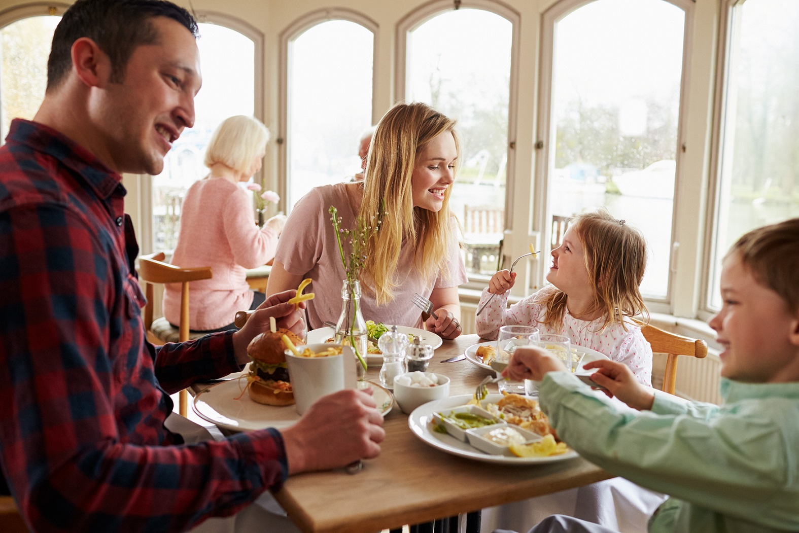Families ontvangen in uw restaurant