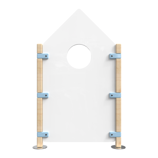 speelpaneel heeft bovenaan de vorm van een dak en een rond venstertje.